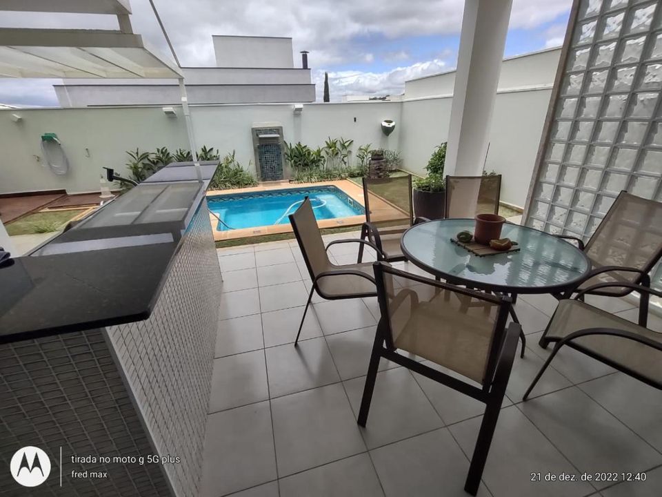 Casa de Condomínio à venda com 3 quartos, 292m² - Foto 4