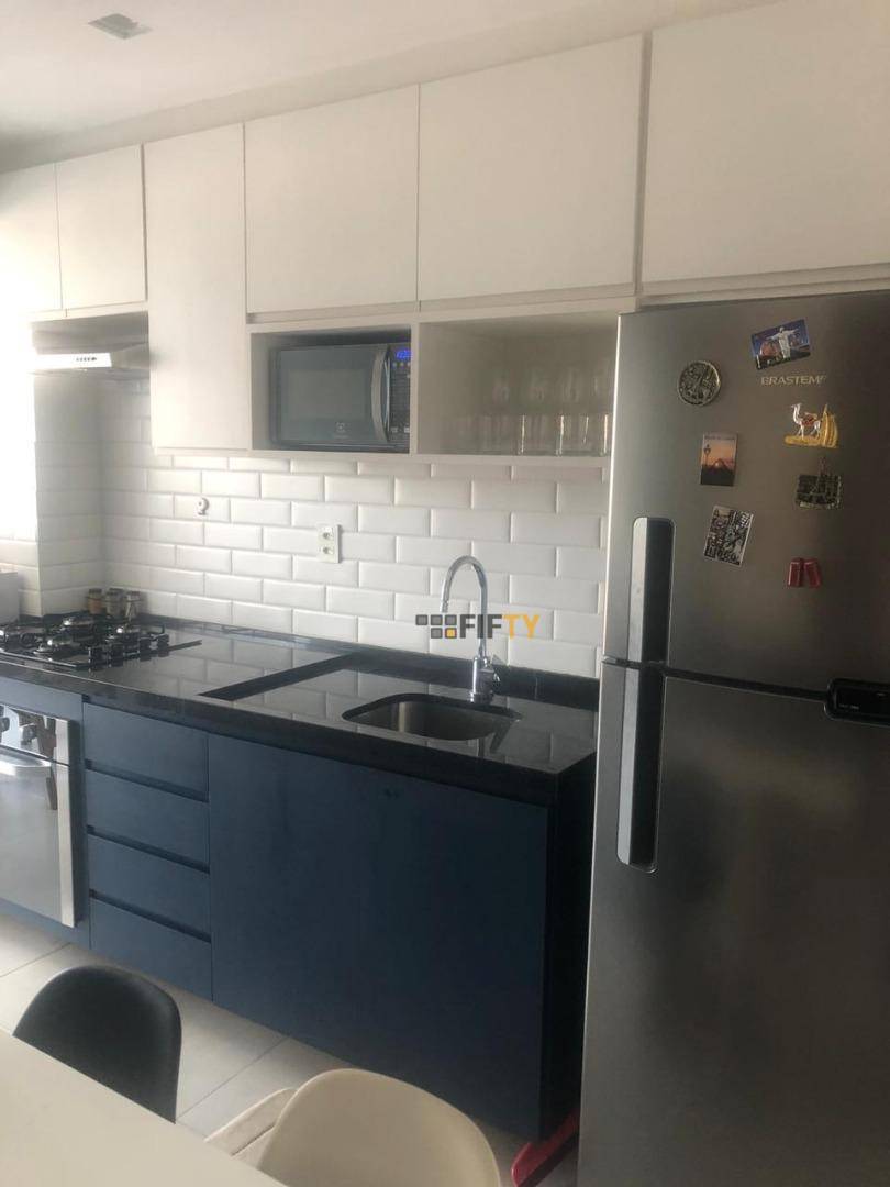 Apartamento à venda com 2 quartos, 60m² - Foto 8