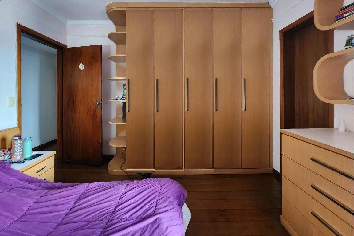 Apartamento à venda com 3 quartos, 156m² - Foto 15