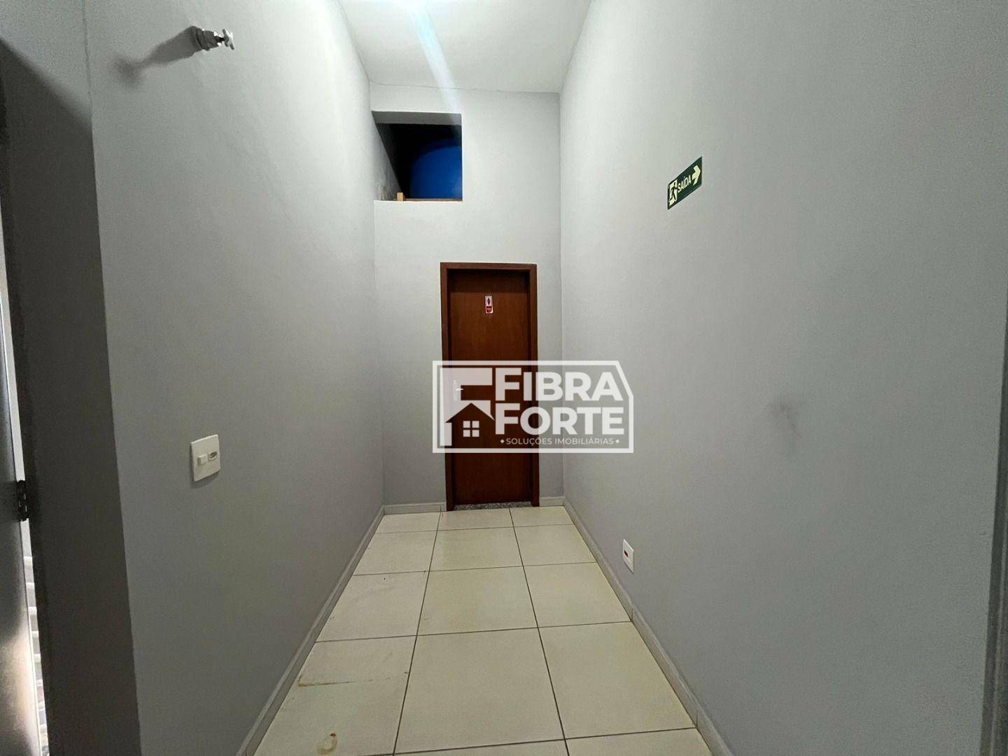 Depósito-Galpão-Armazém para alugar, 628m² - Foto 31