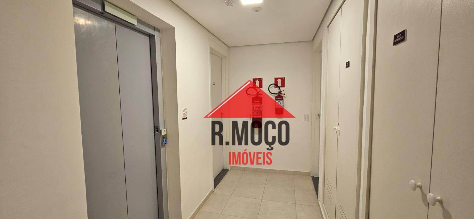 Apartamento à venda com 2 quartos, 39m² - Foto 25