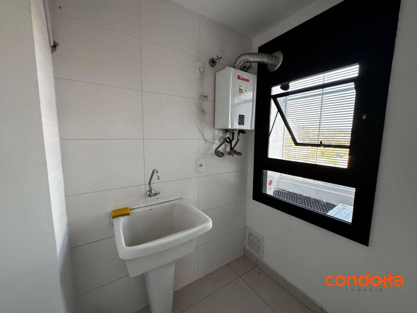 Apartamento para alugar com 3 quartos, 172m² - Foto 6