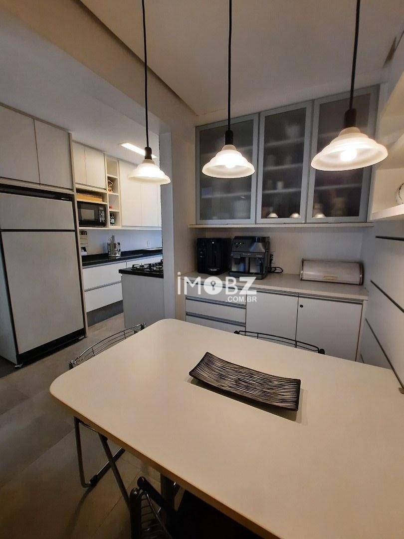 Apartamento à venda com 2 quartos, 162m² - Foto 6