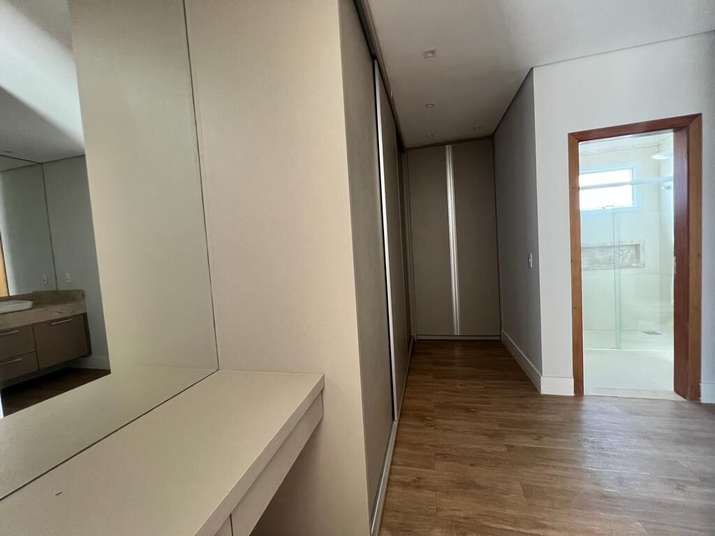 Casa à venda com 3 quartos, 262m² - Foto 16