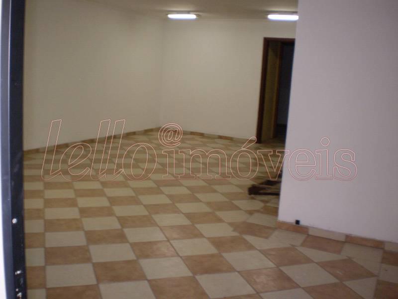 Prédio Inteiro para alugar, 600m² - Foto 2