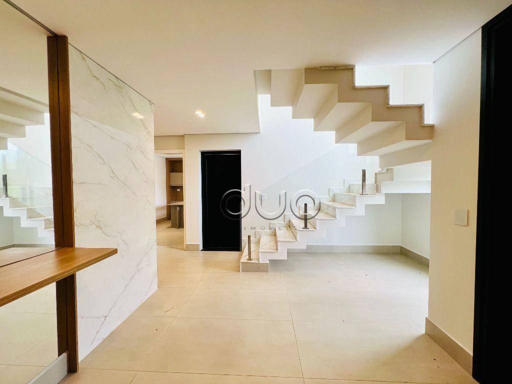 Casa de Condomínio à venda com 3 quartos, 228m² - Foto 4