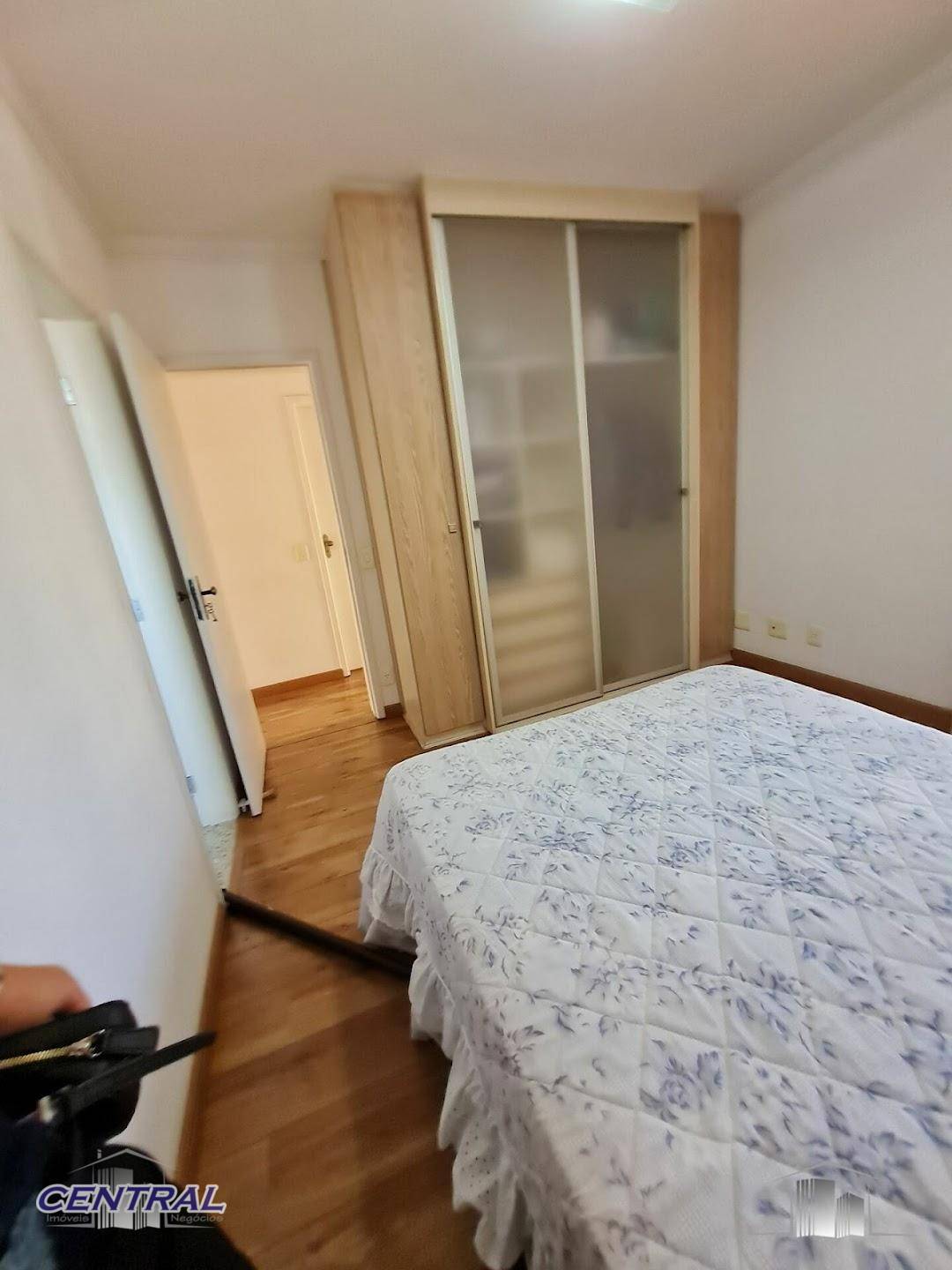 Apartamento à venda com 3 quartos, 136m² - Foto 11