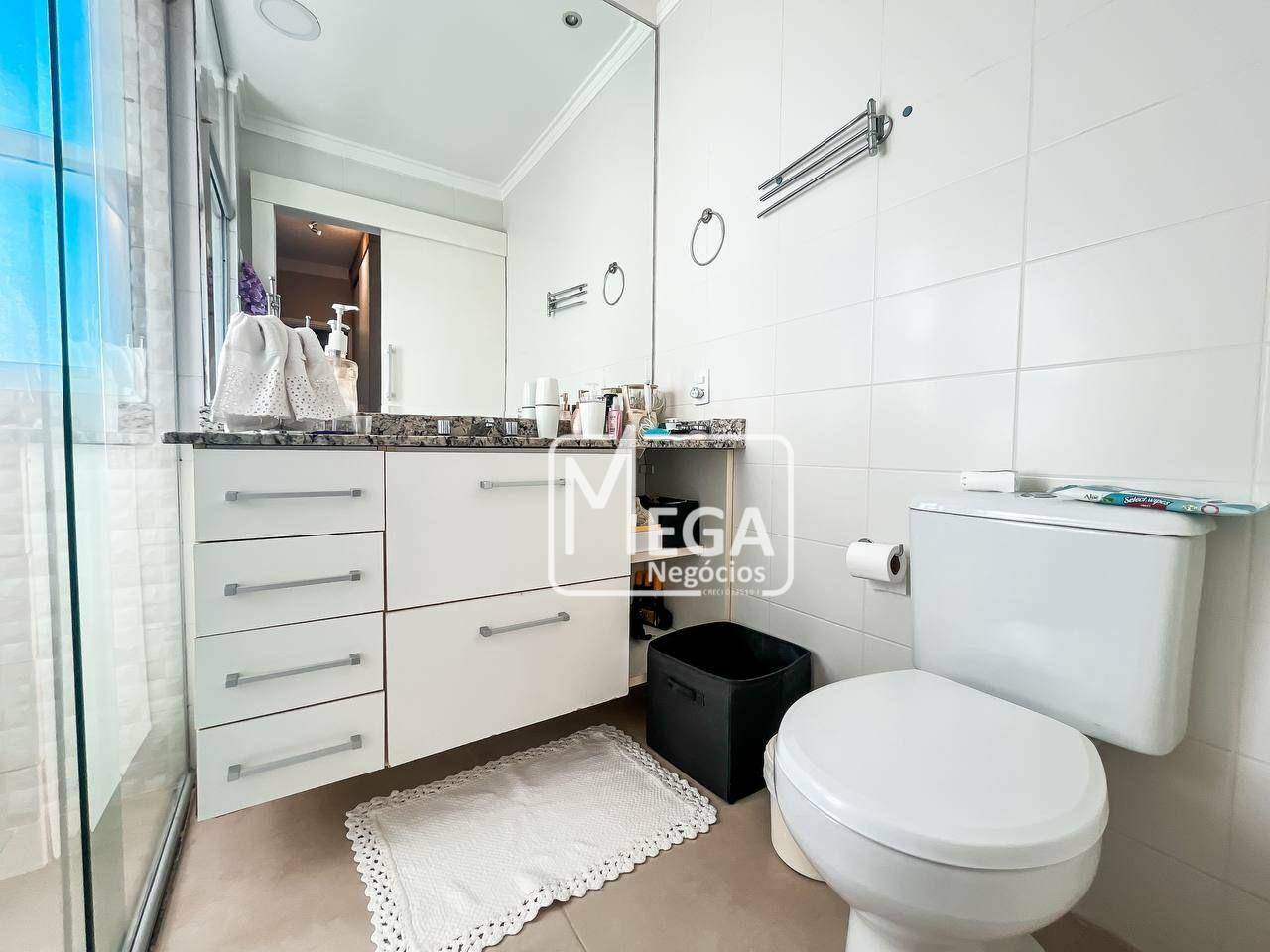 Apartamento à venda com 3 quartos, 132m² - Foto 18