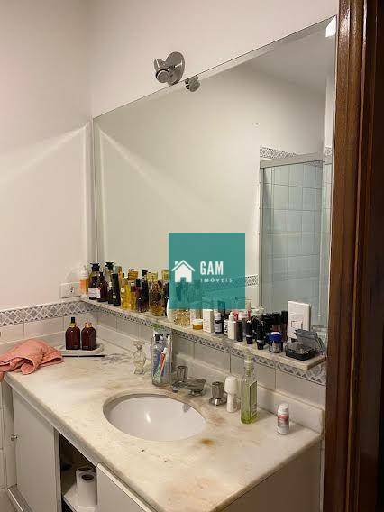Casa de Condomínio para alugar com 3 quartos, 250m² - Foto 20