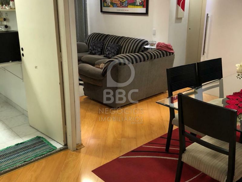 Apartamento à venda com 2 quartos, 64m² - Foto 7