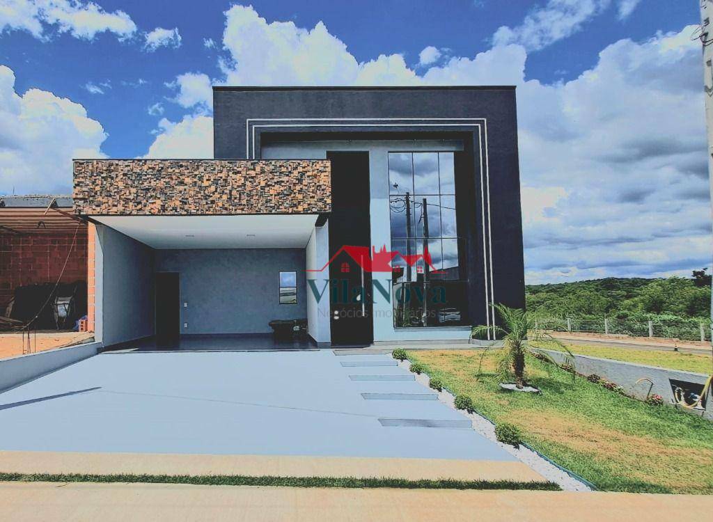 Casa de Condomínio à venda com 3 quartos, 196m² - Foto 2