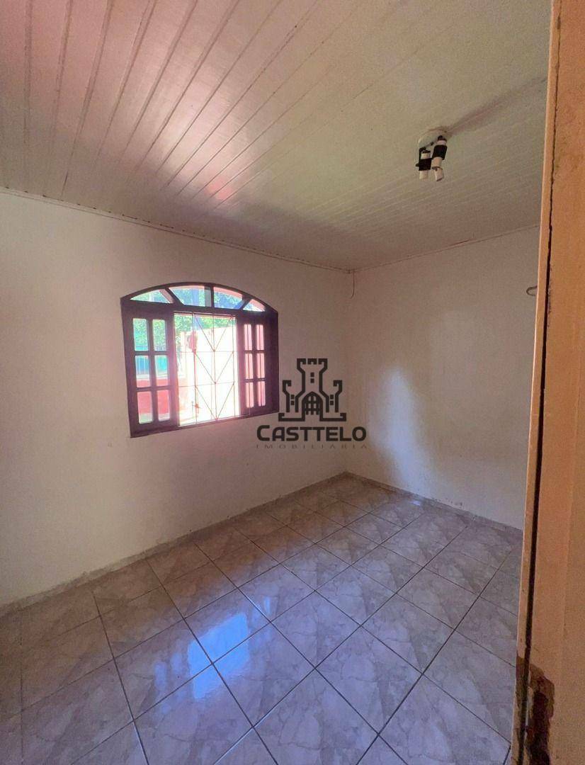 Casa à venda com 4 quartos, 120m² - Foto 11