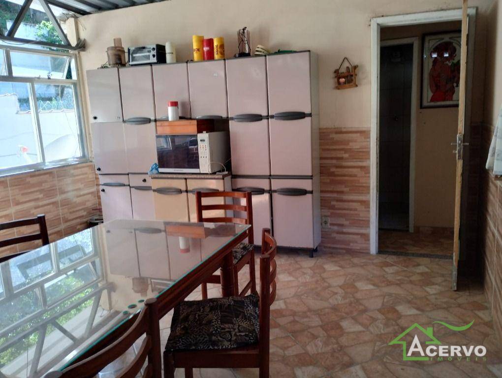 Casa à venda com 5 quartos, 73m² - Foto 25