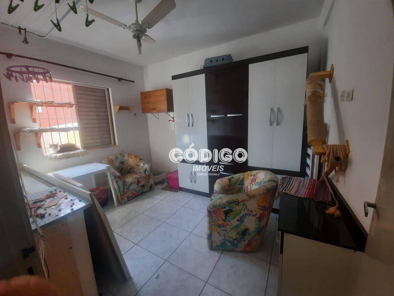 Apartamento à venda com 2 quartos, 70m² - Foto 14