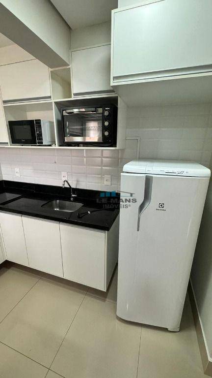 Apartamento para alugar com 1 quarto, 34m² - Foto 9