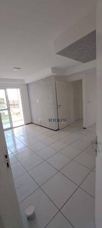 Apartamento à venda com 2 quartos, 52m² - Foto 4