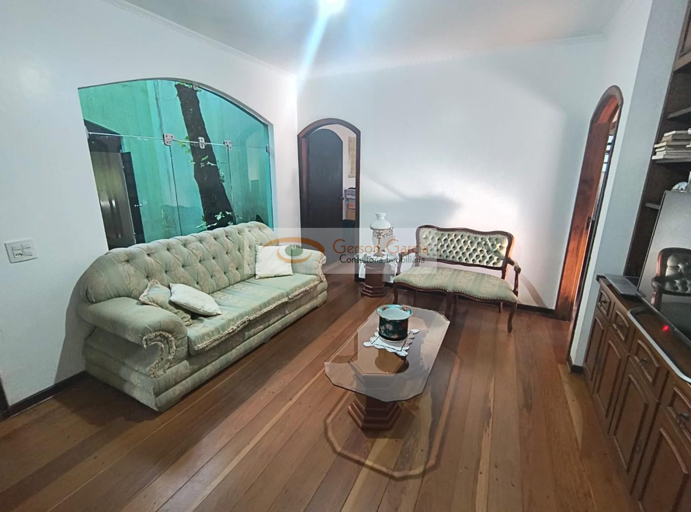 Casa de Condomínio à venda com 4 quartos, 356m² - Foto 2