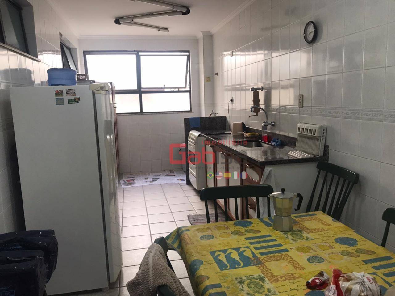 Cobertura à venda com 4 quartos, 190m² - Foto 4