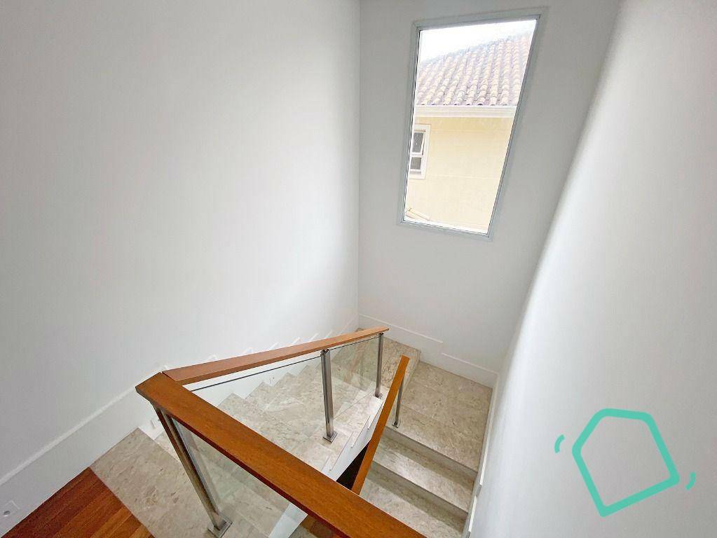 Casa de Condomínio para alugar com 3 quartos, 280m² - Foto 15