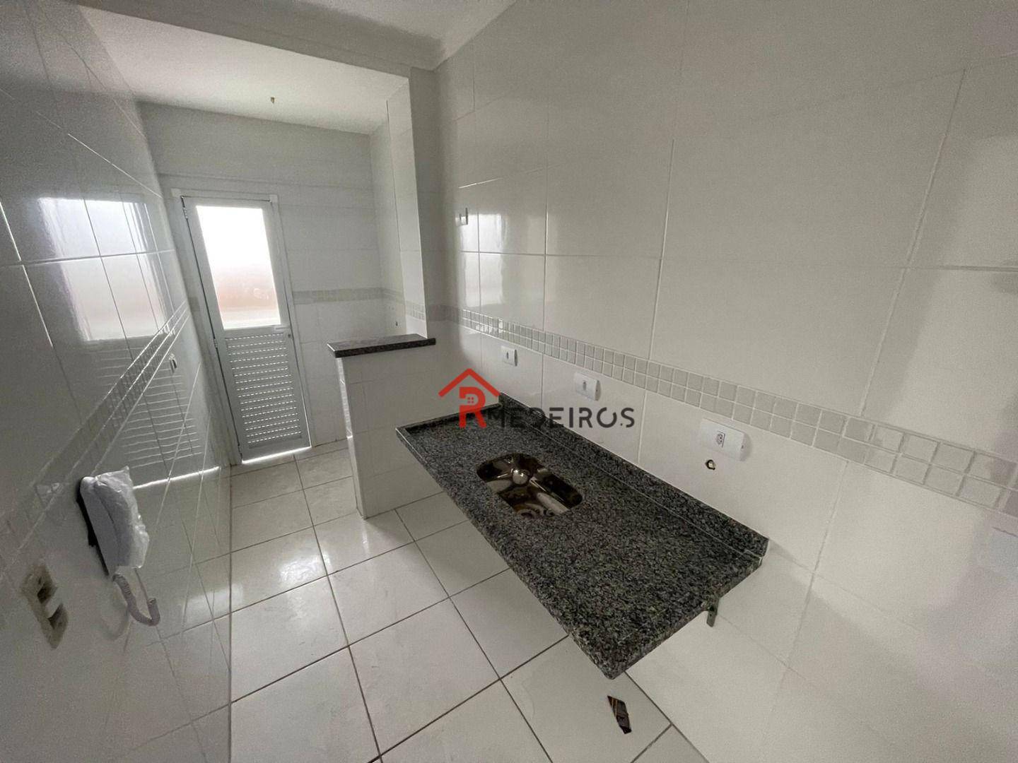 Apartamento à venda com 2 quartos, 75m² - Foto 8