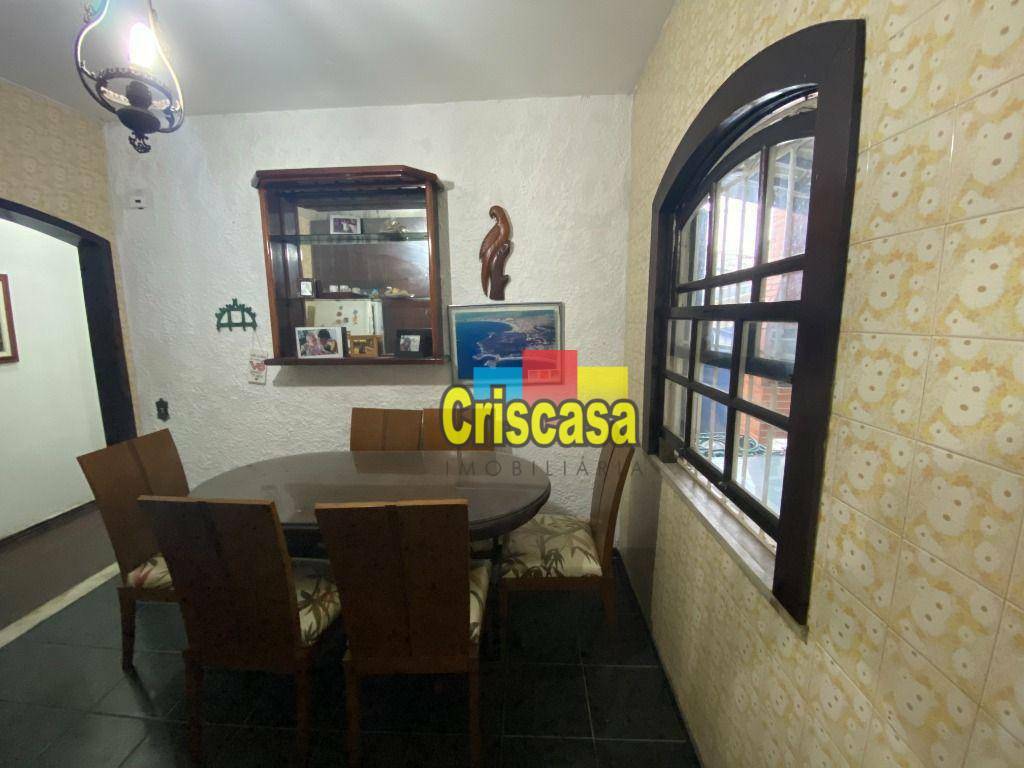 Casa à venda com 6 quartos, 250m² - Foto 10