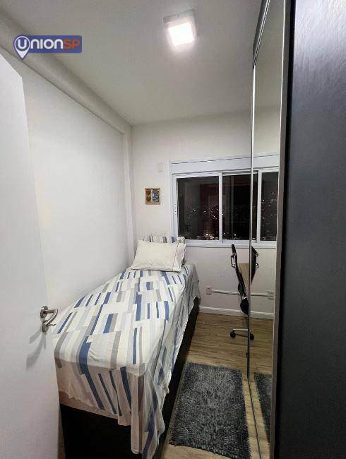 Apartamento à venda com 2 quartos, 65m² - Foto 4