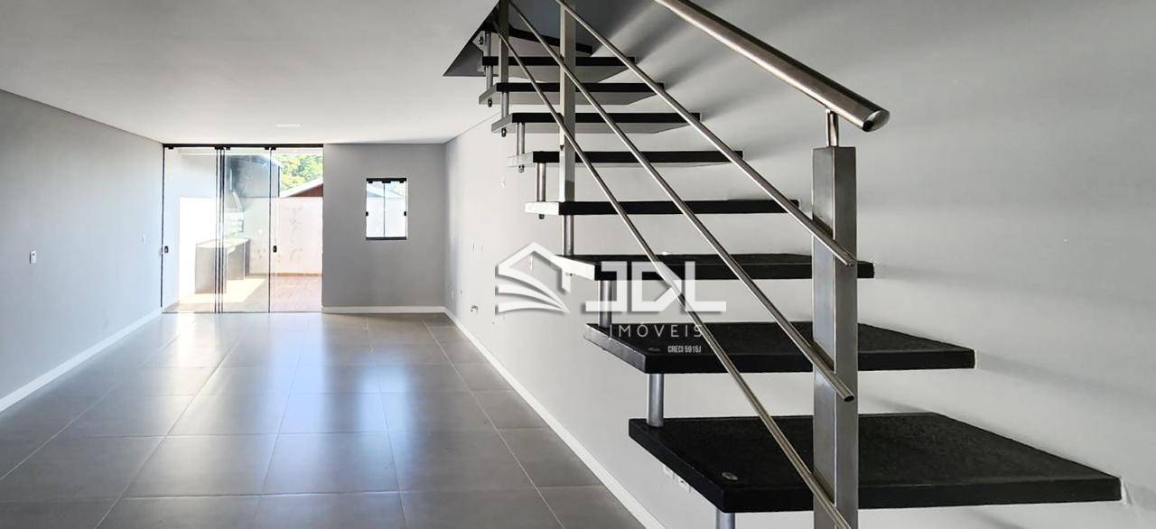 Sobrado à venda com 2 quartos, 121m² - Foto 5