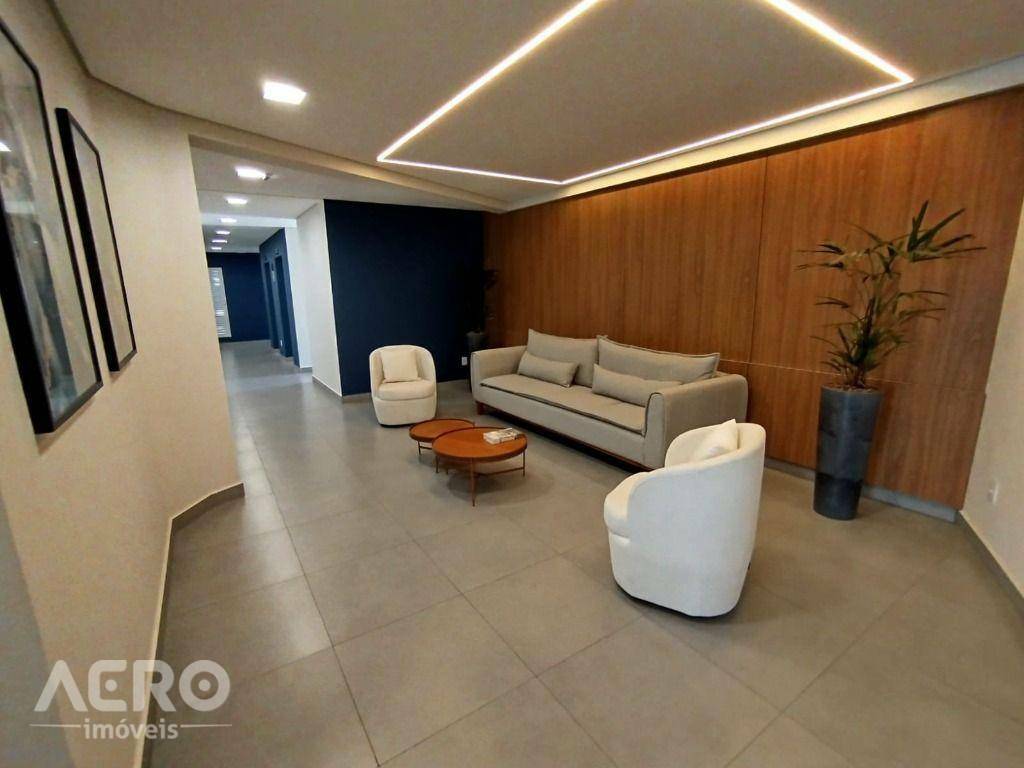 Apartamento para alugar com 1 quarto, 50m² - Foto 2