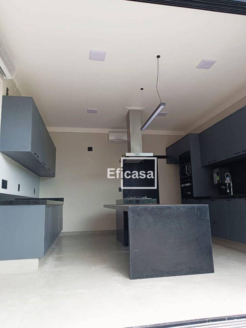 Casa de Condomínio à venda com 3 quartos, 157m² - Foto 1