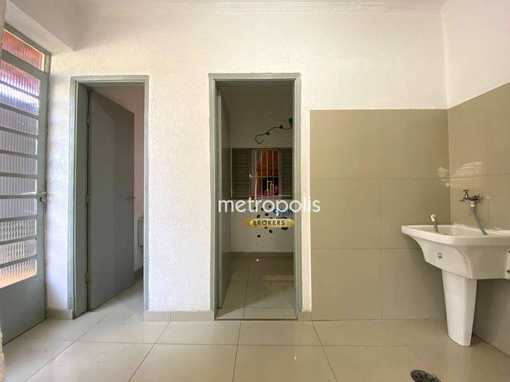 Sobrado à venda com 3 quartos, 200m² - Foto 23