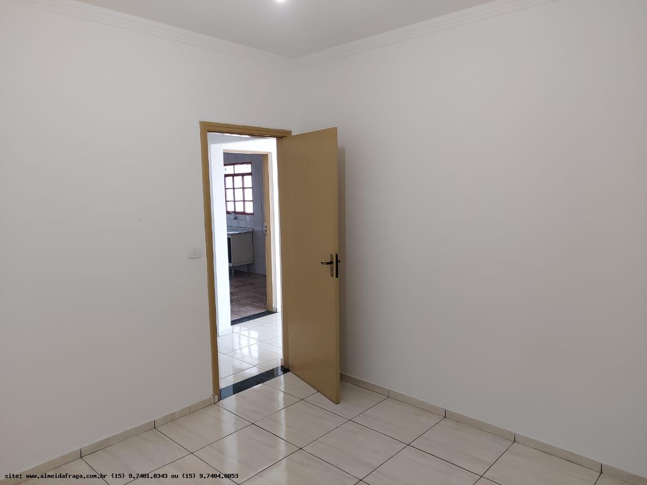 Apartamento para alugar com 2 quartos, 60m² - Foto 4