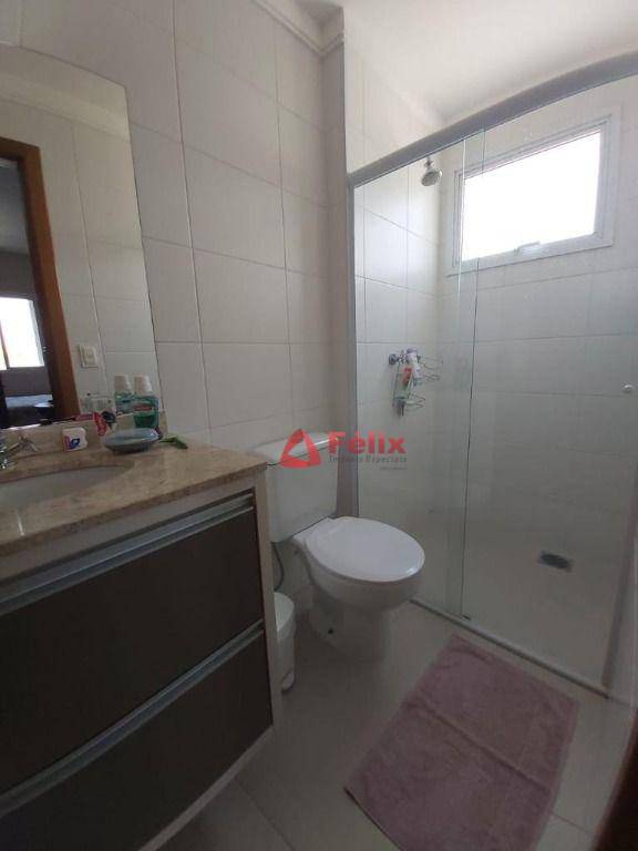 Apartamento à venda com 2 quartos, 74m² - Foto 18