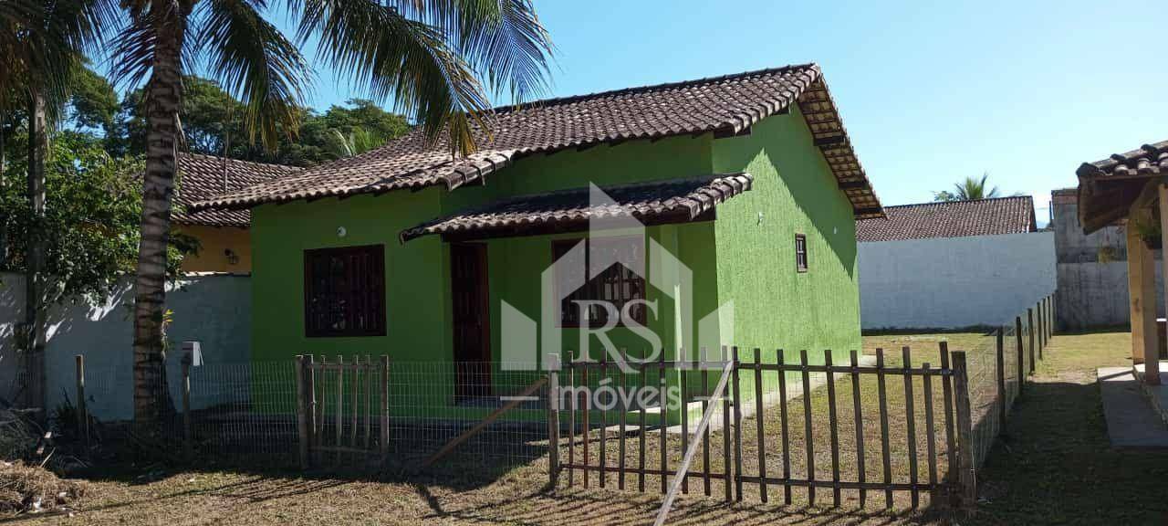 Casa à venda com 2 quartos, 72m² - Foto 1