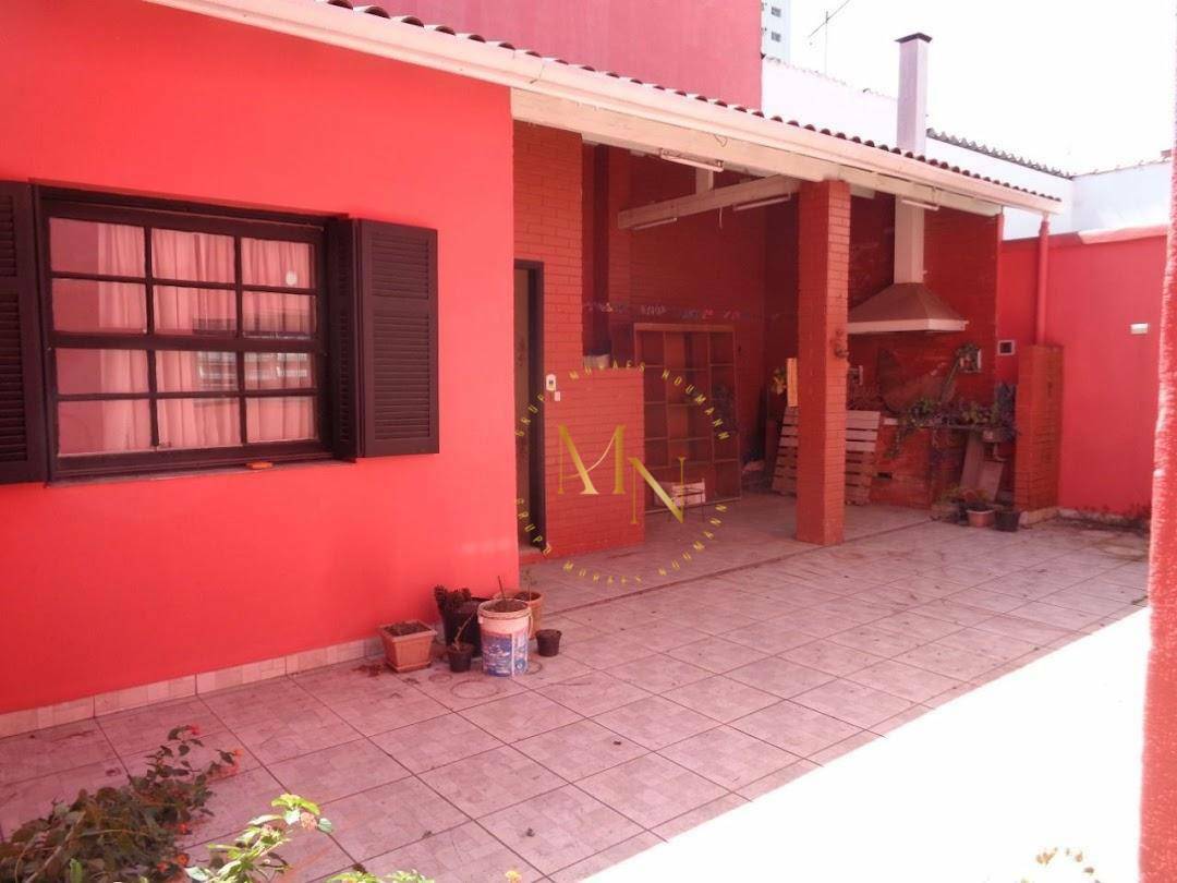 Sobrado à venda com 3 quartos, 206m² - Foto 2