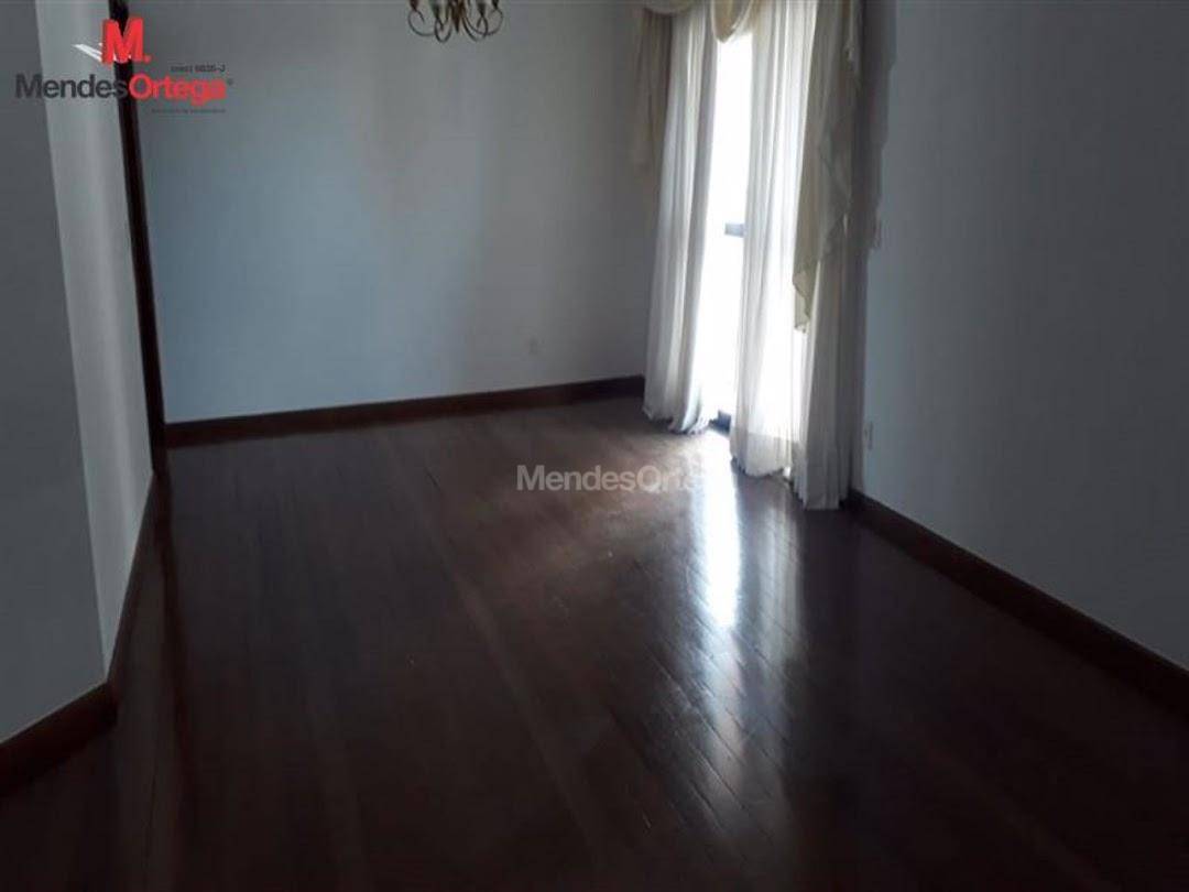 Apartamento à venda com 4 quartos, 275m² - Foto 2