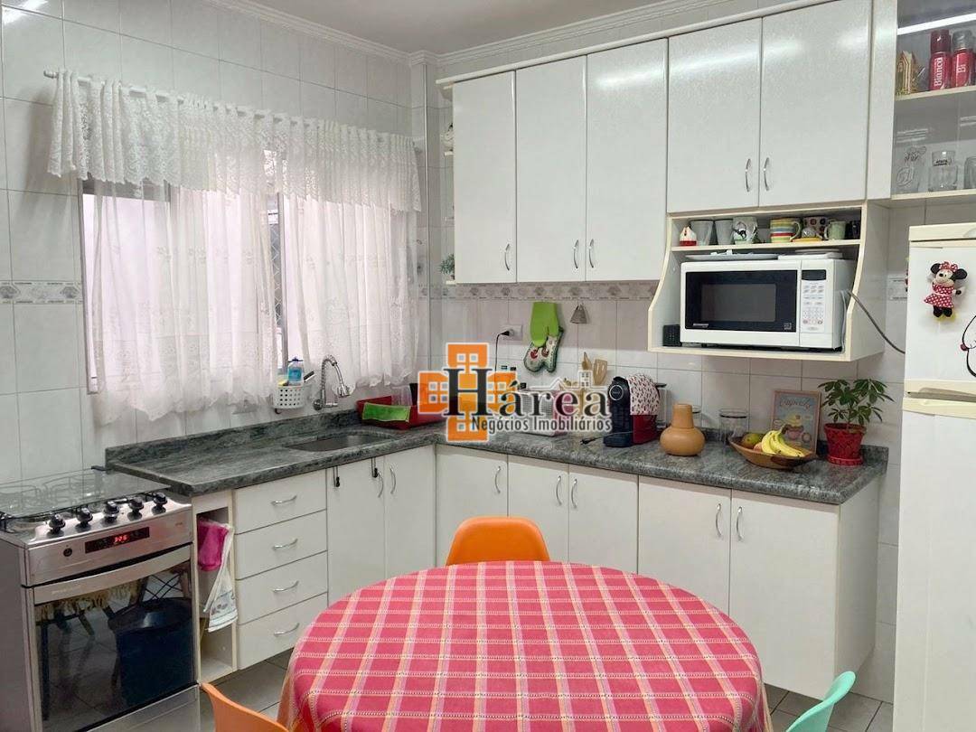 Apartamento à venda com 2 quartos, 81m² - Foto 11