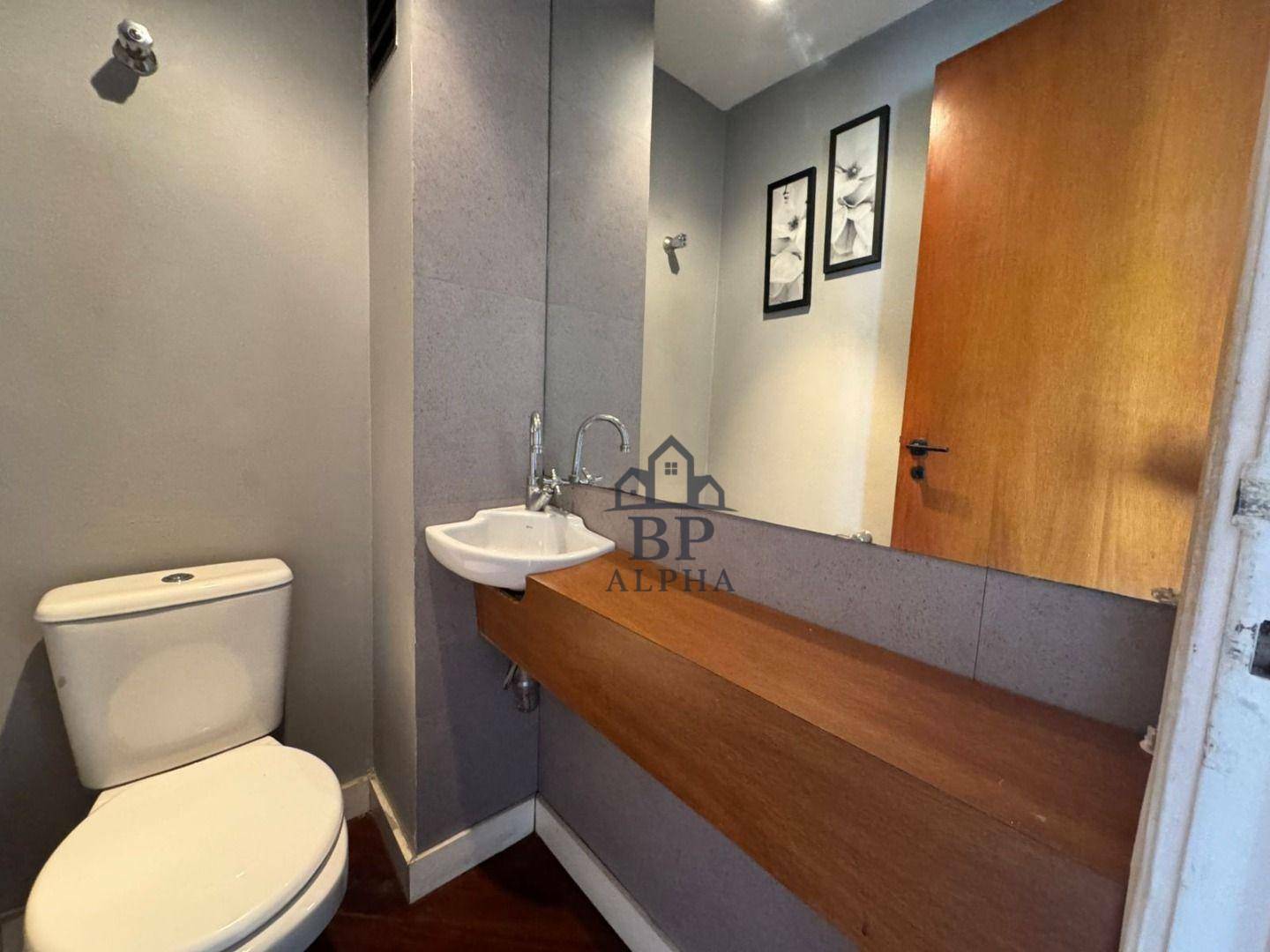 Apartamento para alugar com 3 quartos, 130m² - Foto 5