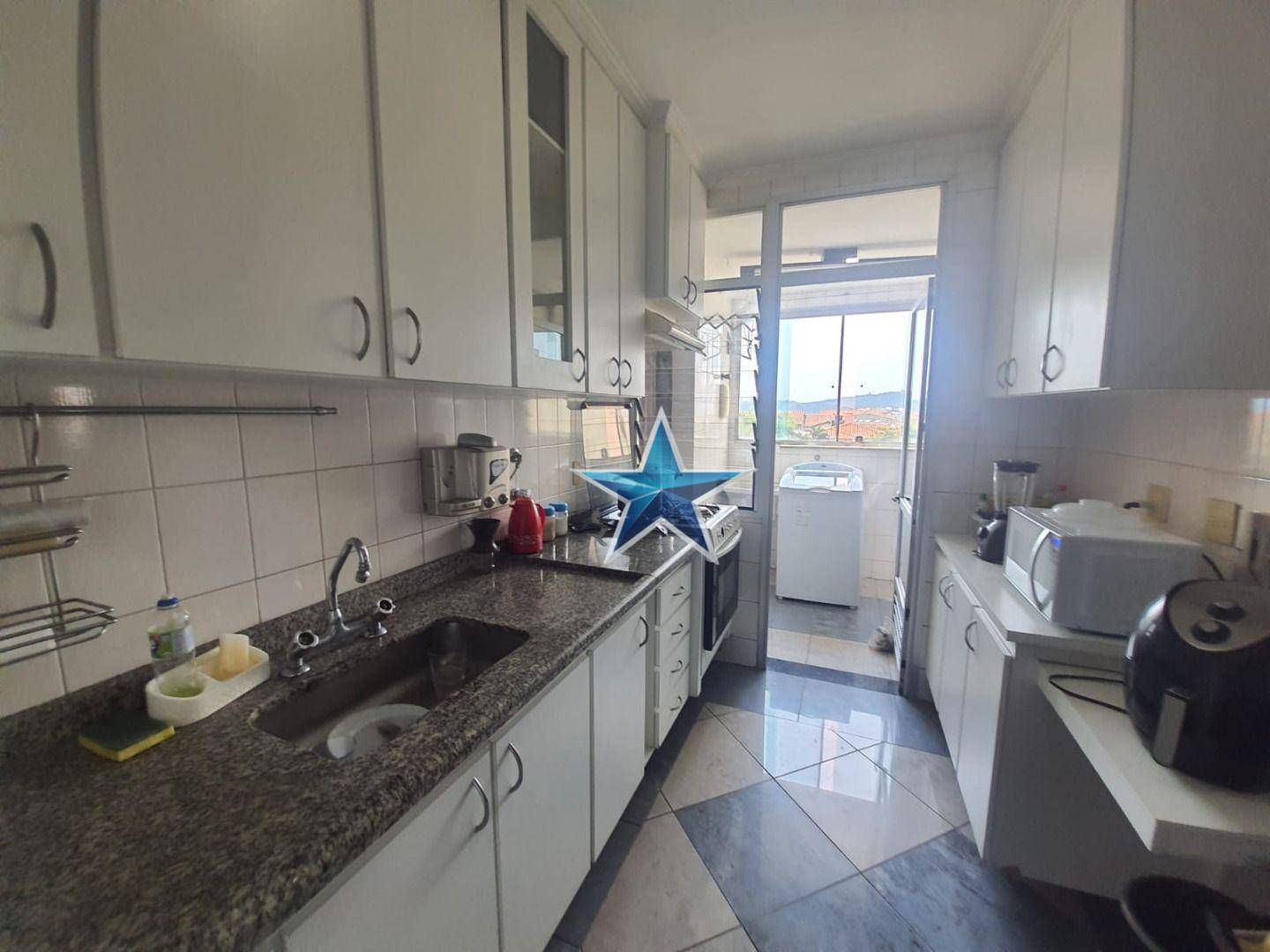 Apartamento à venda com 3 quartos, 100m² - Foto 28