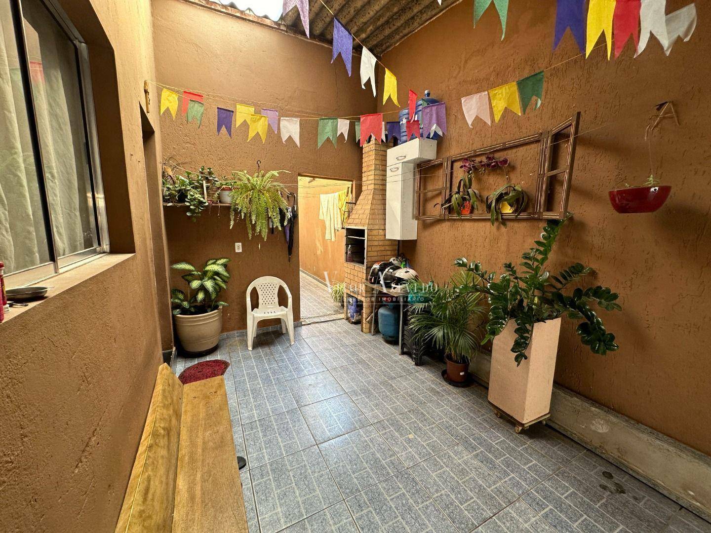 Sobrado à venda com 5 quartos, 160m² - Foto 3