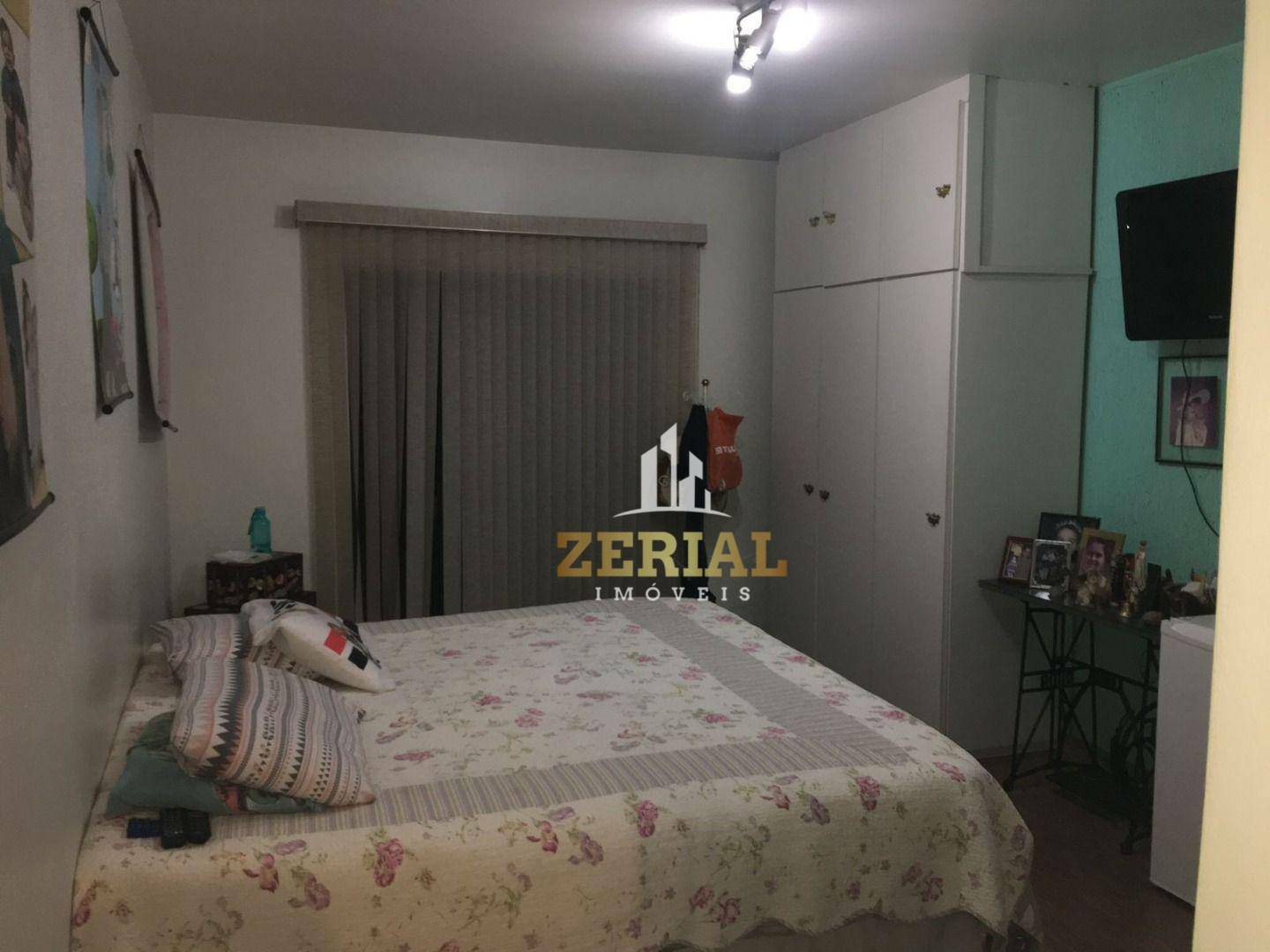 Sobrado à venda com 3 quartos, 210m² - Foto 11