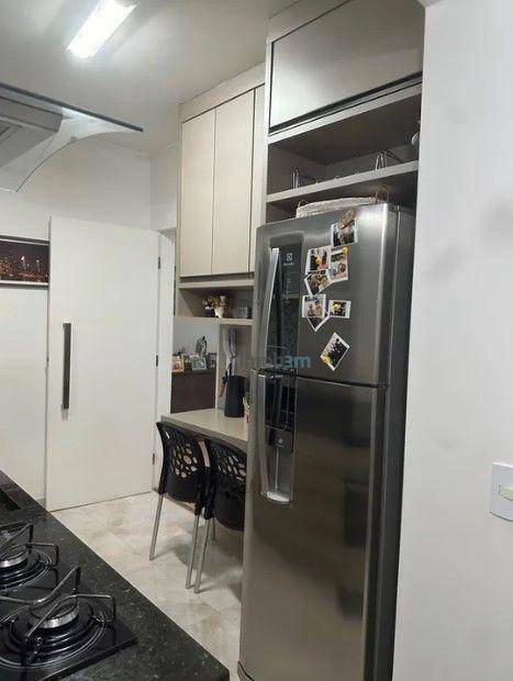 Apartamento à venda com 3 quartos, 76m² - Foto 4