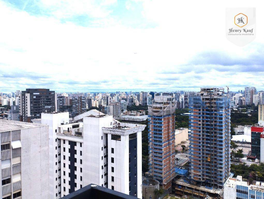 Apartamento à venda com 1 quarto, 43m² - Foto 18