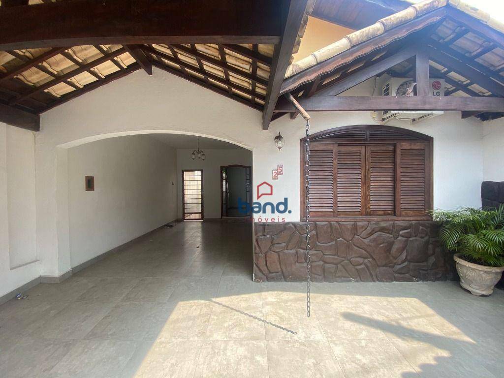 Casa à venda e aluguel com 2 quartos, 180m² - Foto 1