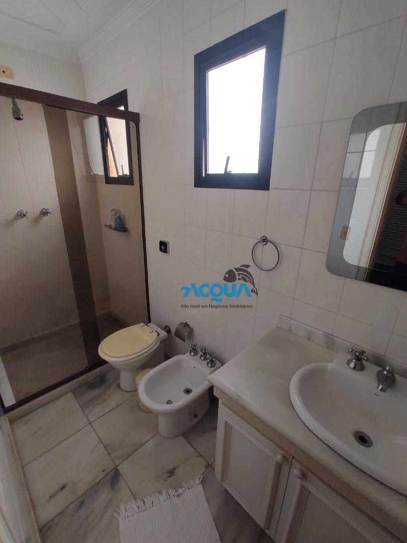 Apartamento à venda com 3 quartos, 160m² - Foto 5