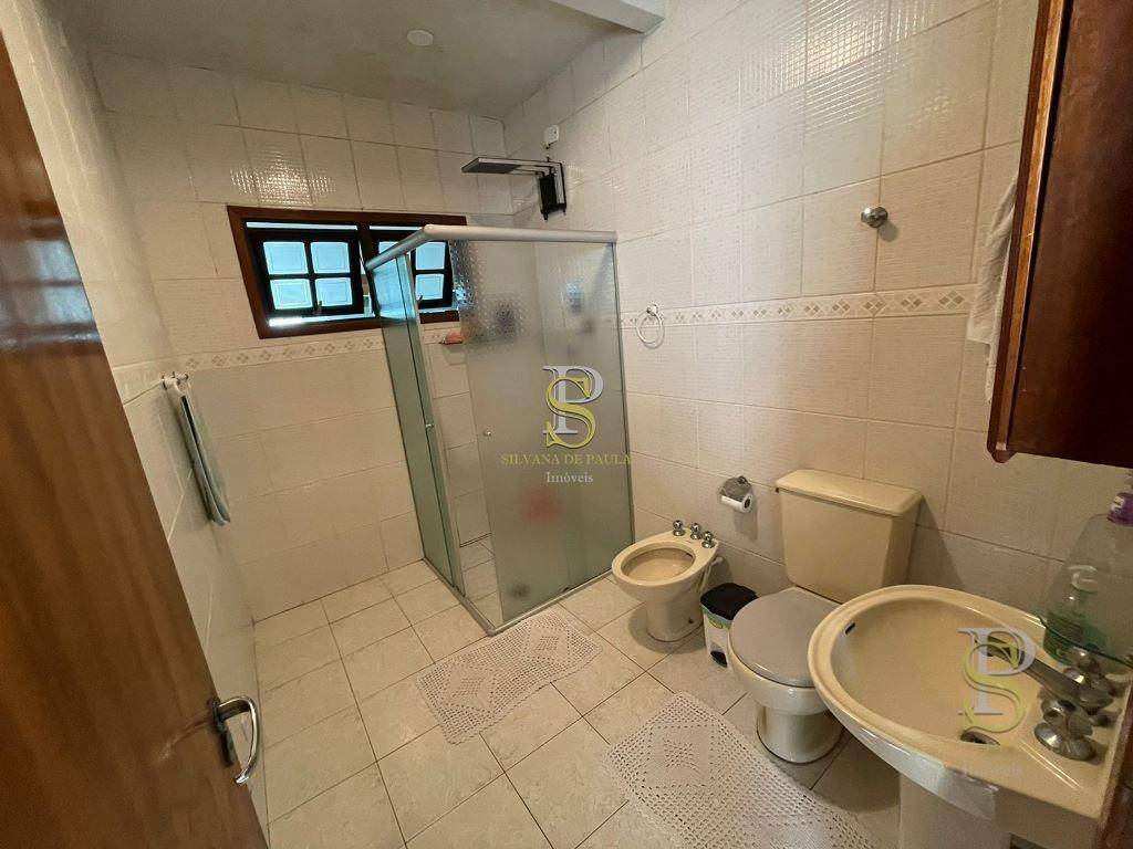 Casa à venda com 5 quartos, 431m² - Foto 13