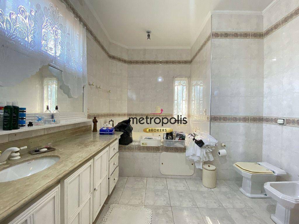 Sobrado à venda e aluguel com 4 quartos, 600m² - Foto 63