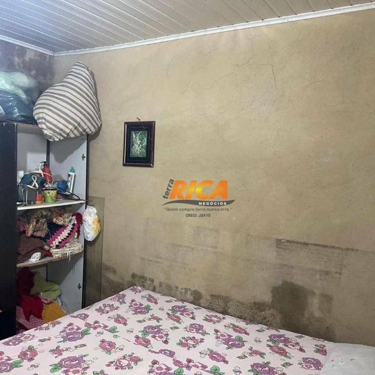 Casa à venda com 2 quartos, 100m² - Foto 5