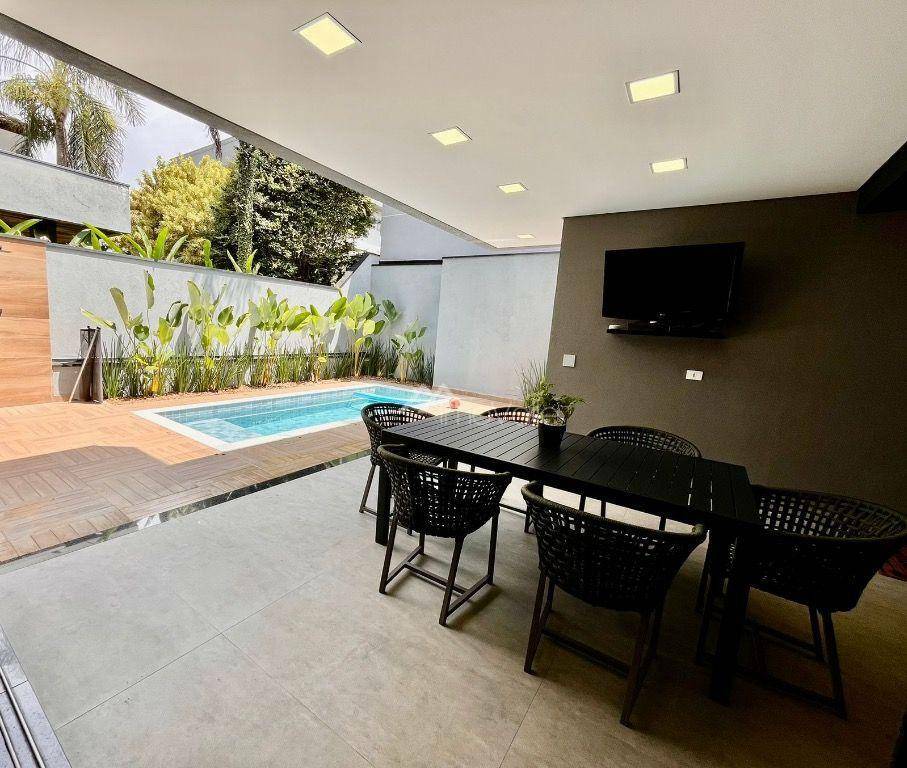 Casa de Condomínio à venda com 4 quartos, 215m² - Foto 12