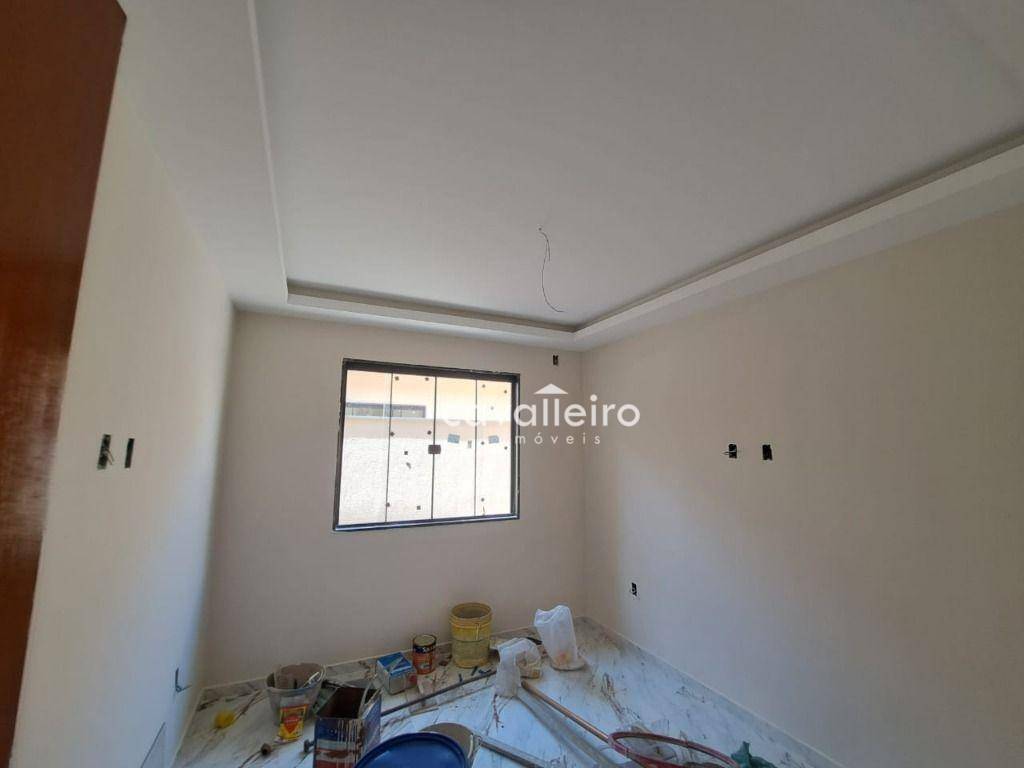 Casa à venda com 2 quartos, 70m² - Foto 8