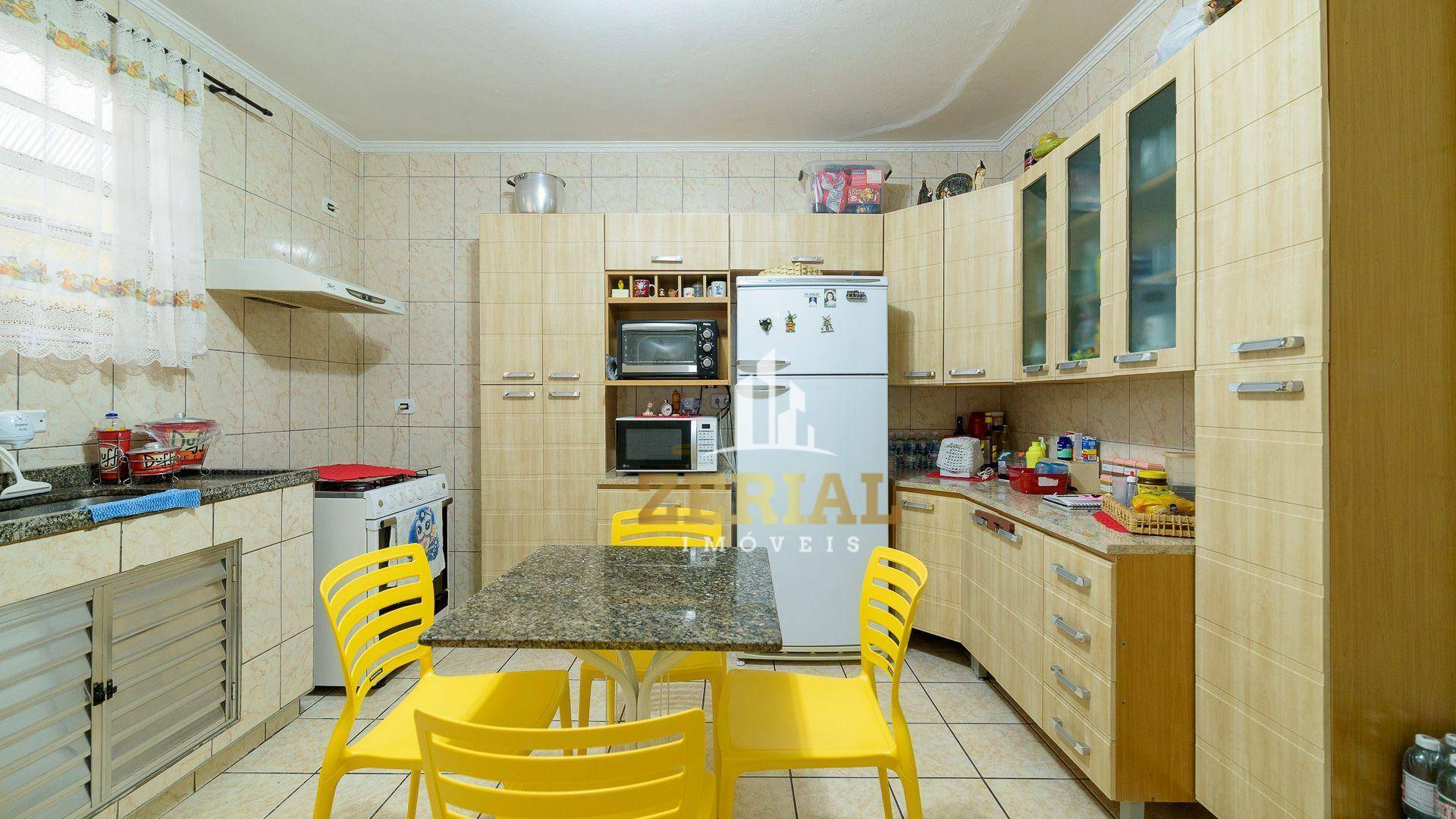 Casa à venda com 5 quartos, 230m² - Foto 15